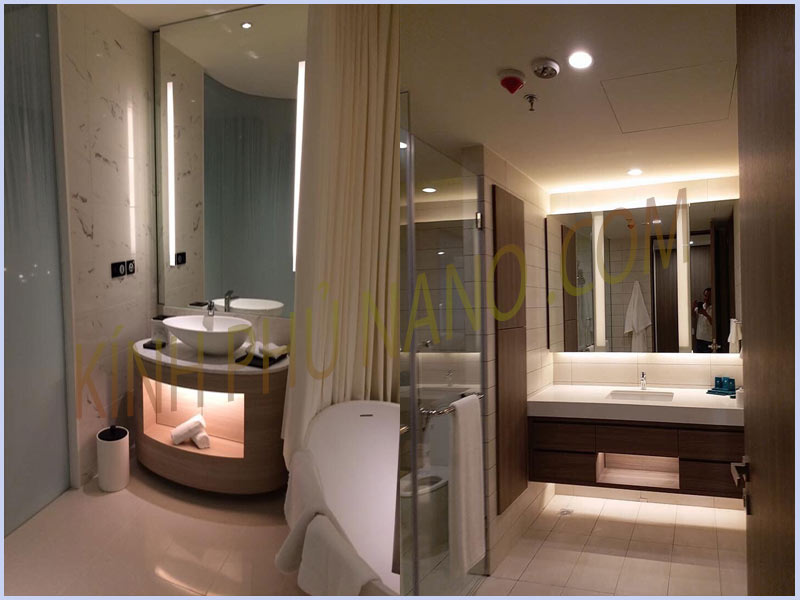 Gương đèn led nhà tắm