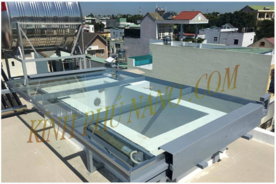 Mái kính di động