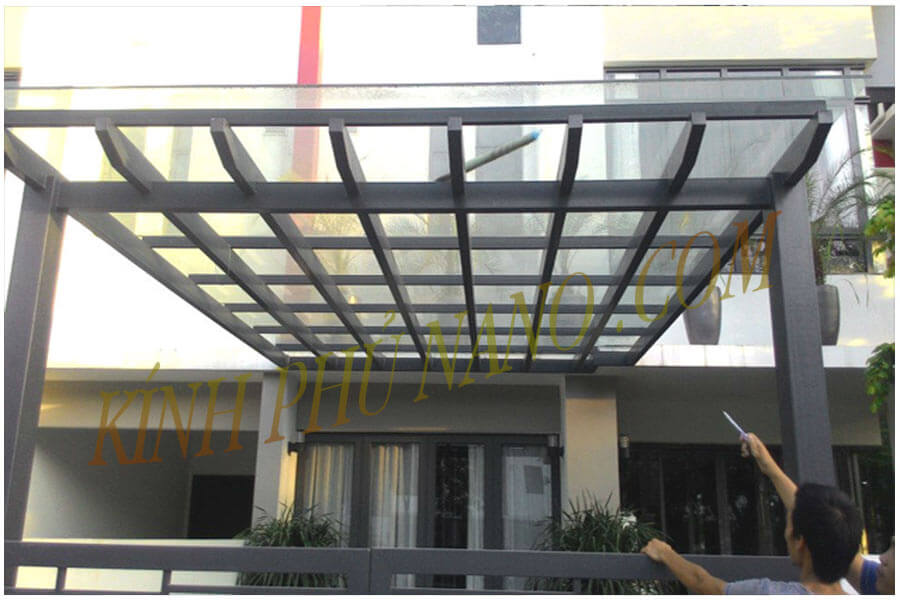 Mái đón kính cường lực