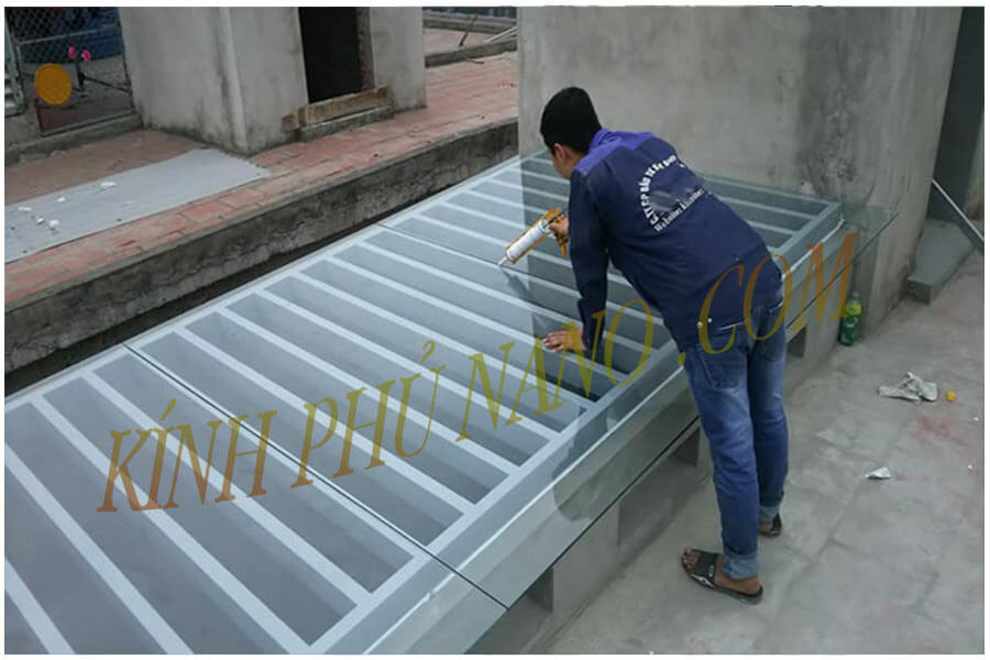 Mái kính cường lực giếng trời lấy gió, lấy sáng