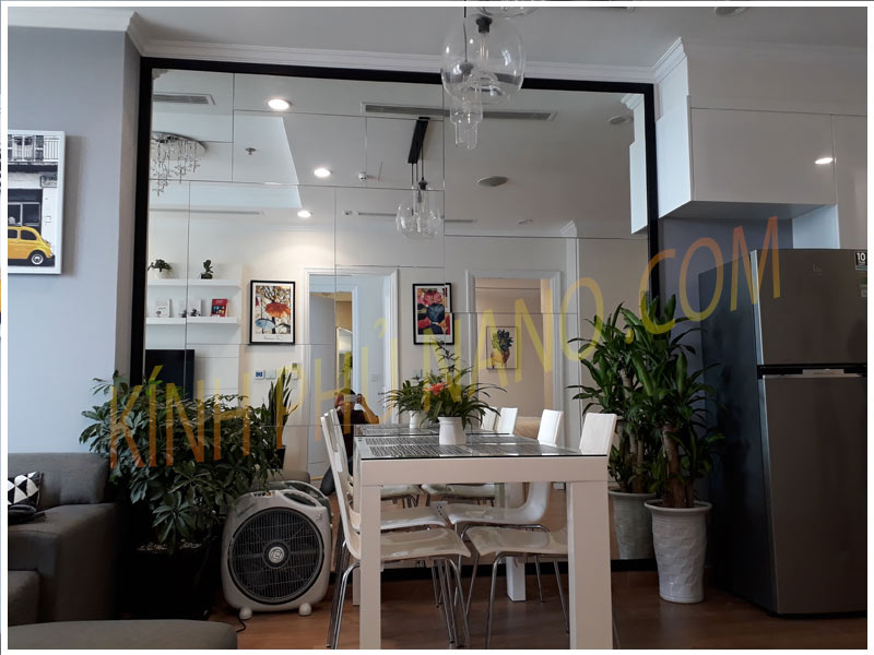 Gương mài trang trí cho bàn ăn