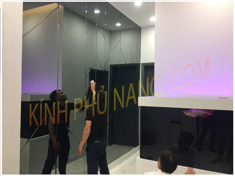 GGương Bỉ màu đenn xám trang trí