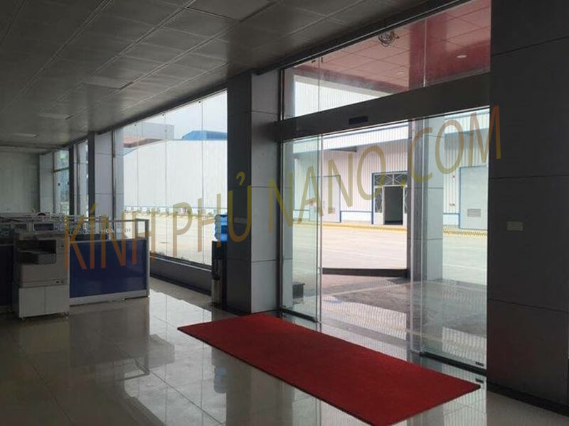 Cửa kính tự động đóng mở