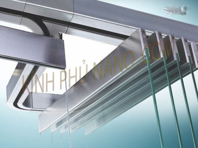 Cửa kính xếp gấp