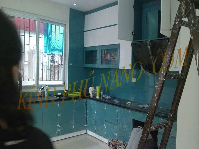 Bảng báo giá kính sơn màu ốp bếp tại Hà Nội mới nhất - Kính phủ nano - Gương trang trí mài cạnh Nhật Hằng