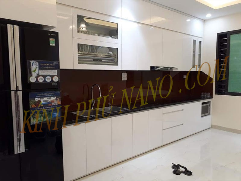 Bảng báo giá kính sơn màu ốp bếp tại Hà Nội mới nhất - Kính phủ nano - Gương trang trí mài cạnh Nhật Hằng