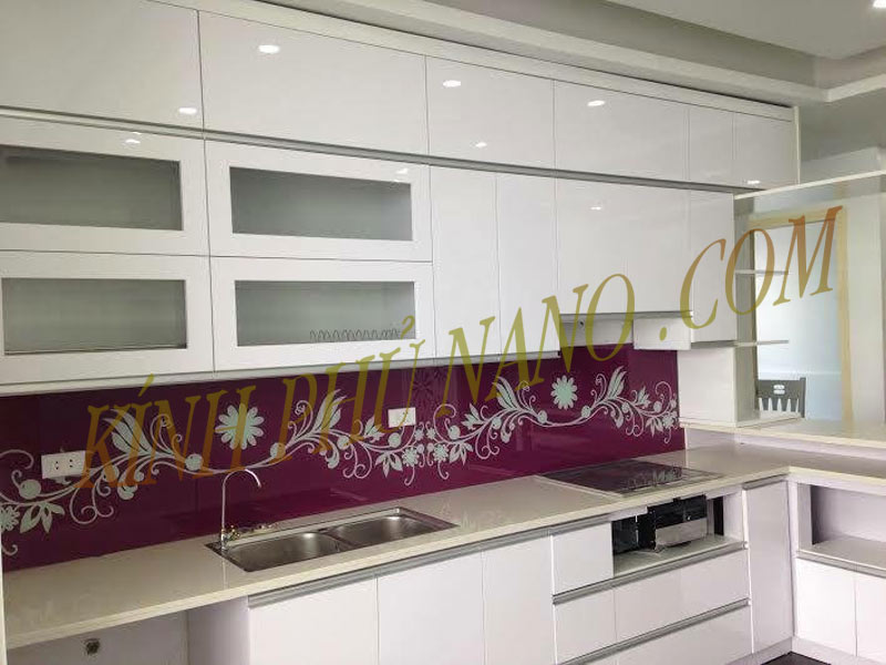 Bảng báo giá kính sơn màu ốp bếp tại Hà Nội mới nhất - Kính phủ nano - Gương trang trí mài cạnh Nhật Hằng