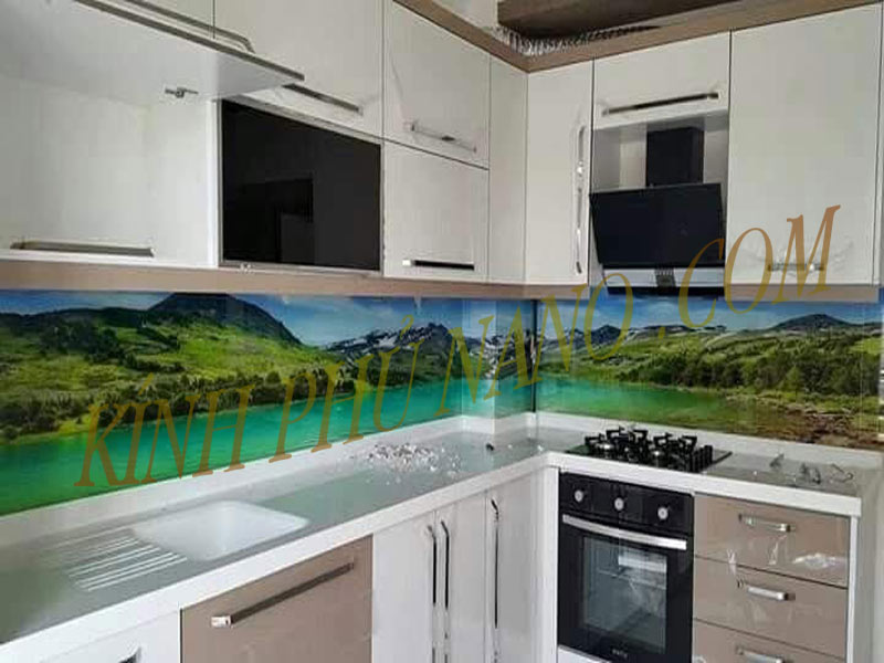 Bảng báo giá kính sơn màu ốp bếp tại Hà Nội mới nhất - Kính phủ nano - Gương trang trí mài cạnh Nhật Hằng