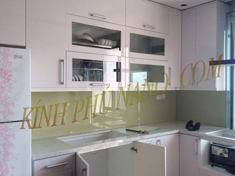 Bảng báo giá kính sơn màu ốp bếp tại Hà Nội mới nhất - Kính phủ nano - Gương trang trí mài cạnh Nhật Hằng