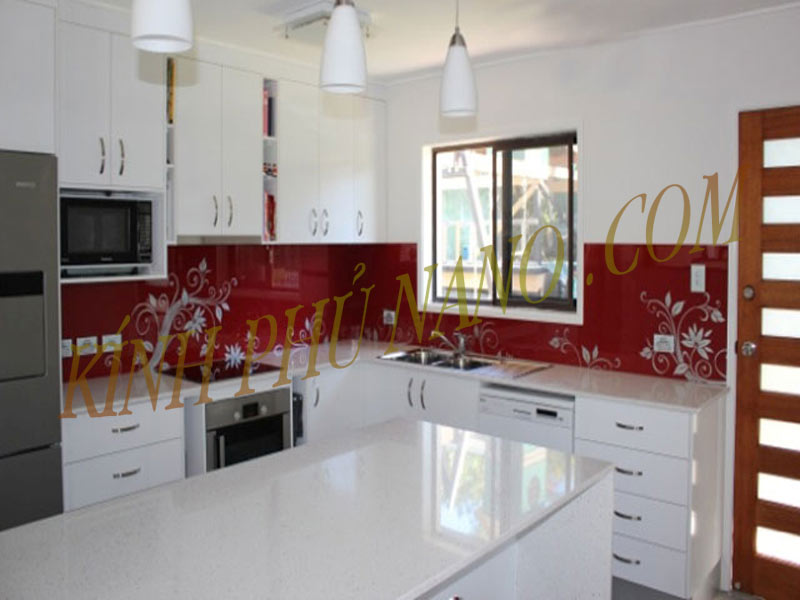 Bảng báo giá kính sơn màu ốp bếp tại Hà Nội mới nhất - Kính phủ nano - Gương trang trí mài cạnh Nhật Hằng